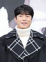 Lee Si-Eon