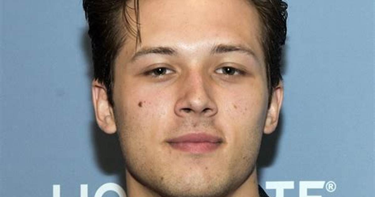 Leo Howard