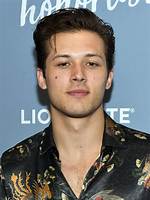 Leo Howard