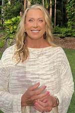 Lisa Curry