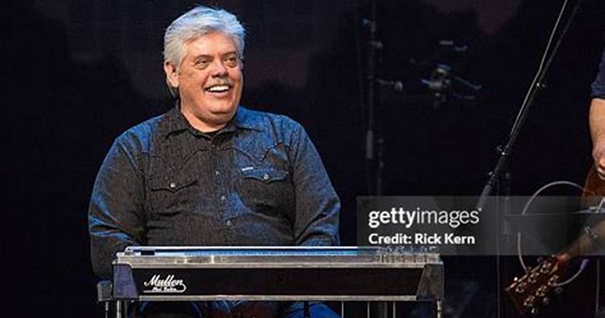 Lloyd Maines