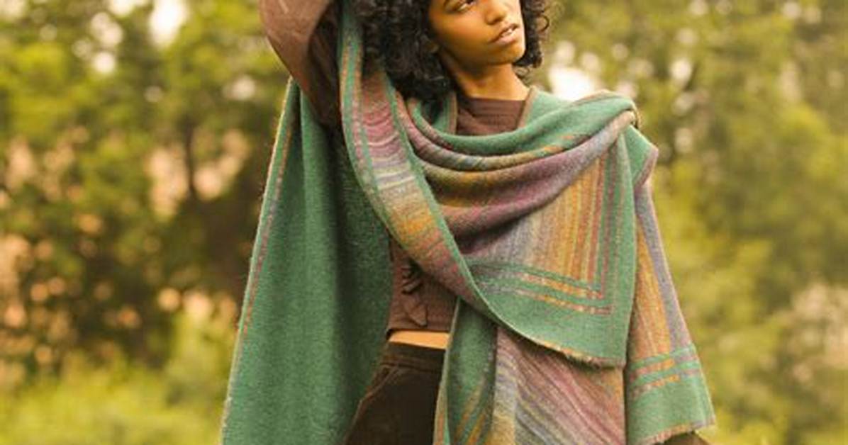 Long Enveloping Cape