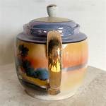 Lusterware