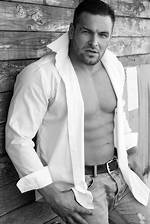 Macho Guy: Hyph.
