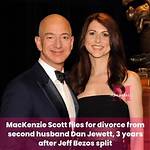 Mackenzie Bezos Bio (Wiki)