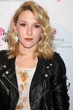 Madelyn Deutch