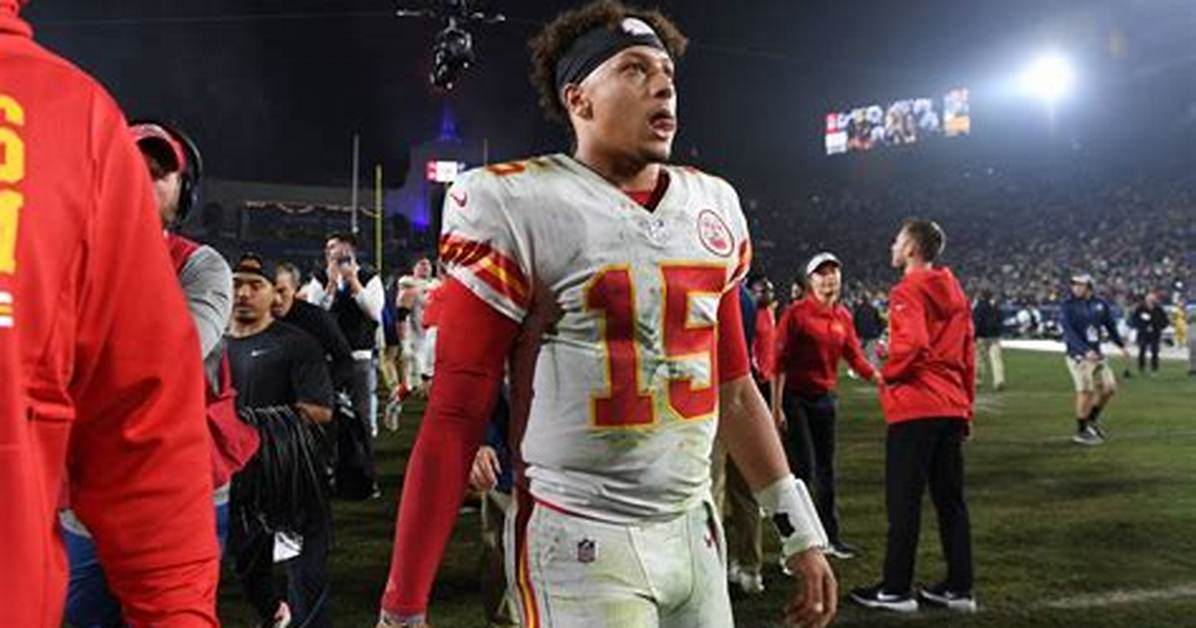 Mahomes and Luck's 89 Combined Tds Are Most in a Quarterback Playoff Matchup
