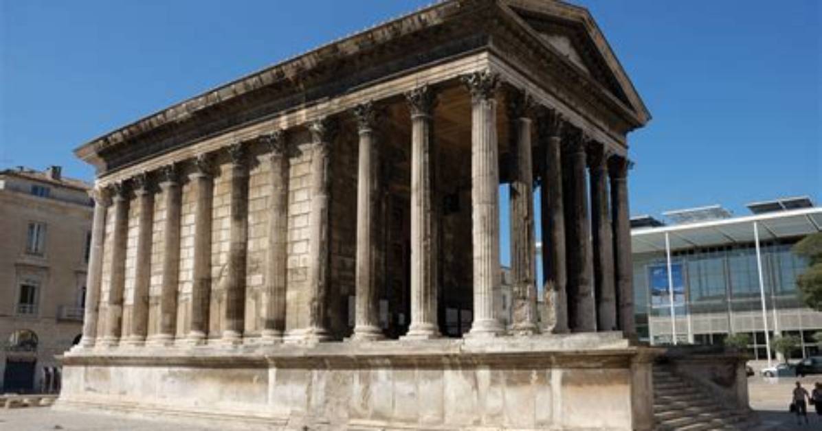 Maison Carree