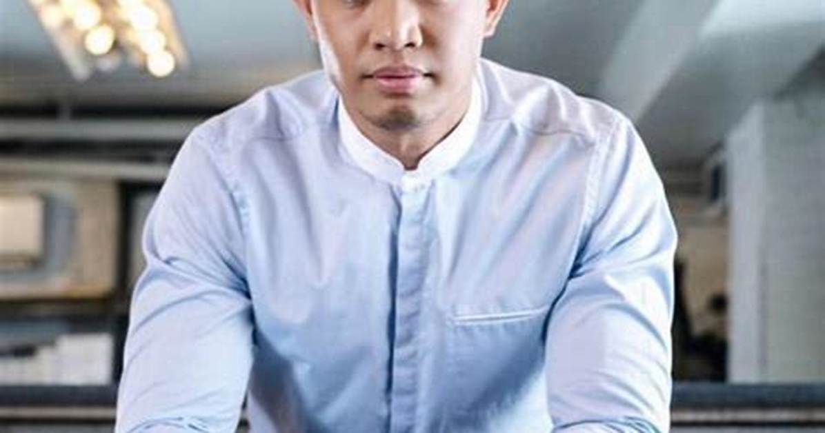 Mark Bustos