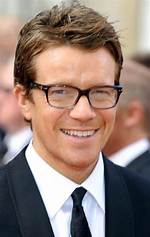 Max Beesley Biography