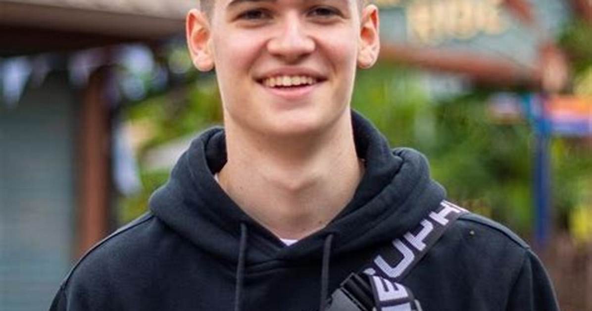 Max Mills