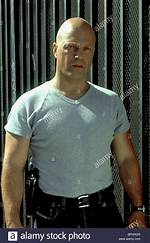 Michael Chiklis