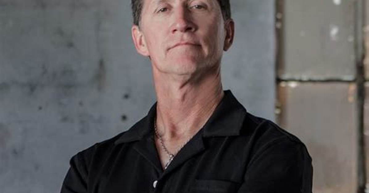 Mike Howe