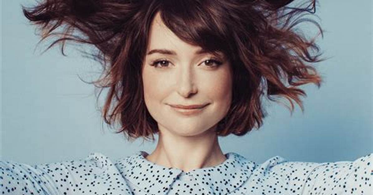 Milana Vayntrub