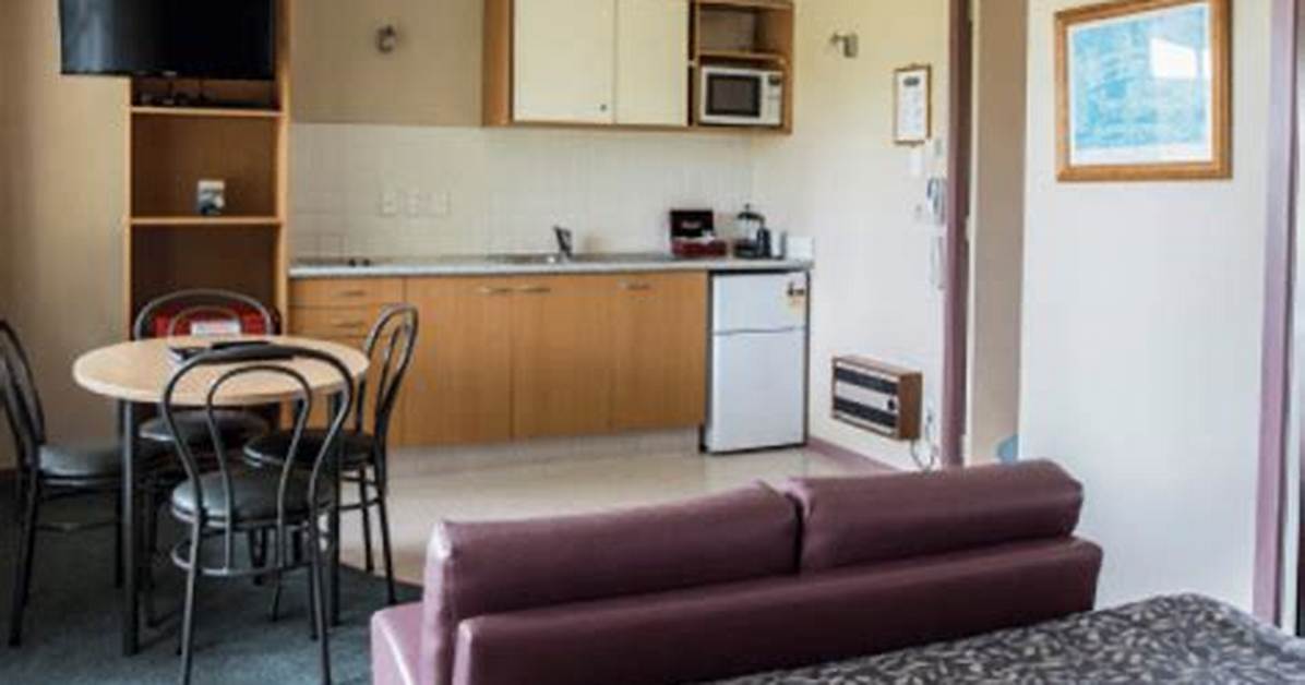 Motel Unit