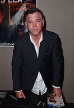 Nicholas Lea