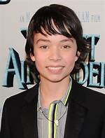 Noah Ringer Biography