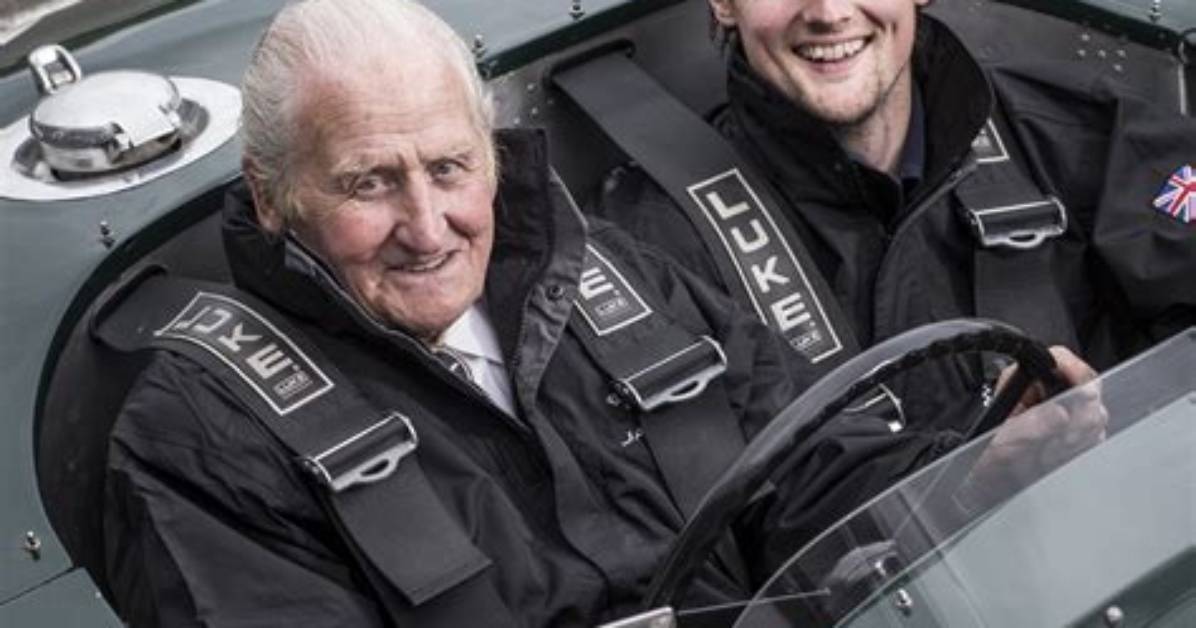 Norman Dewis