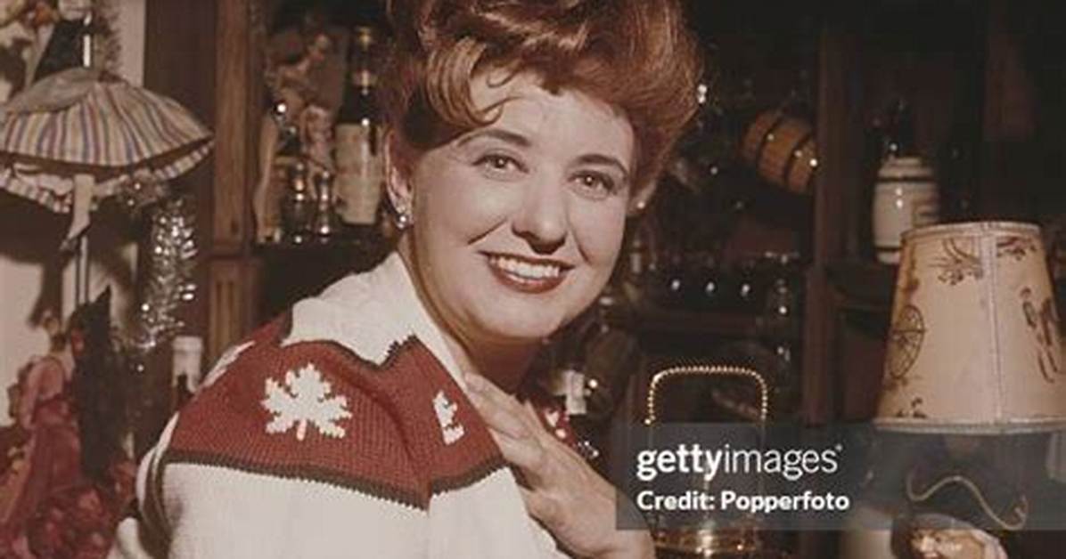 Pat Phoenix