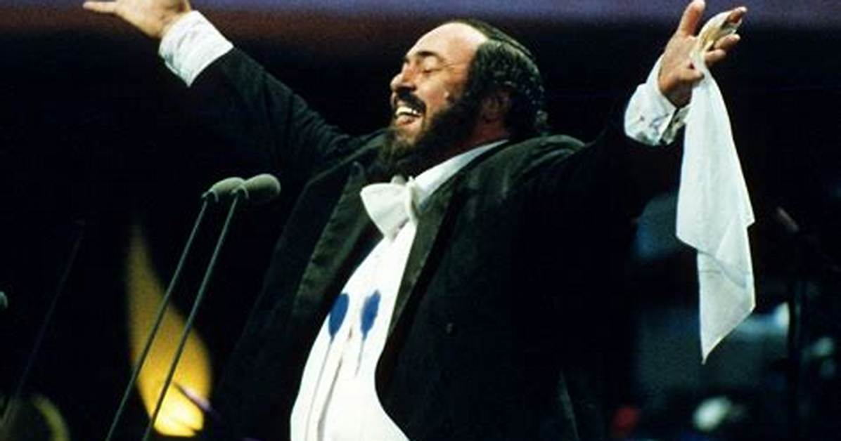 Pavarotti Performance for Example