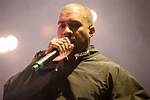 Performs Like Kanye