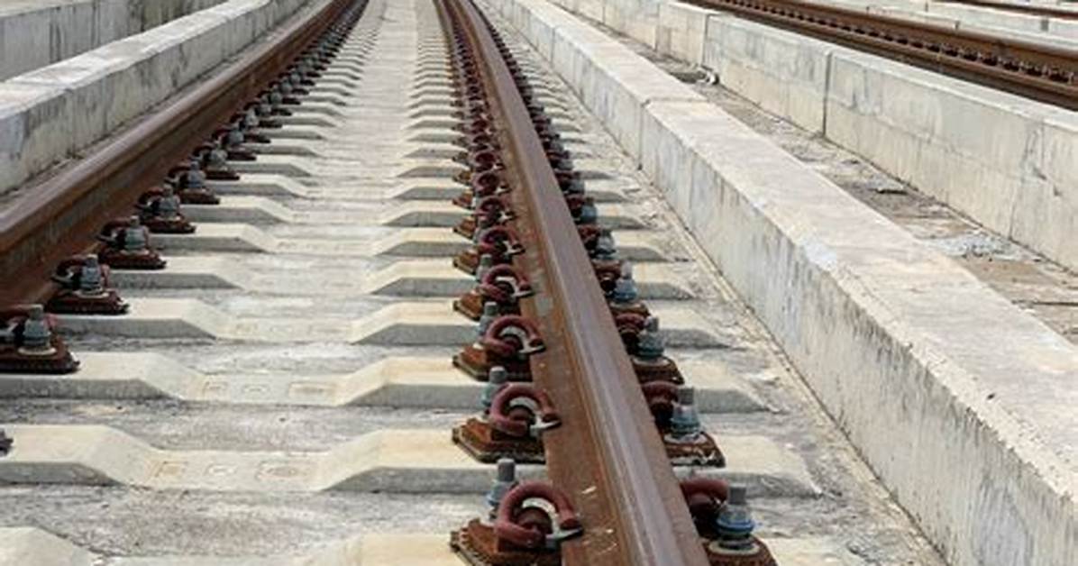 Plate Rail