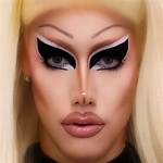 ___ Queen (Diva)