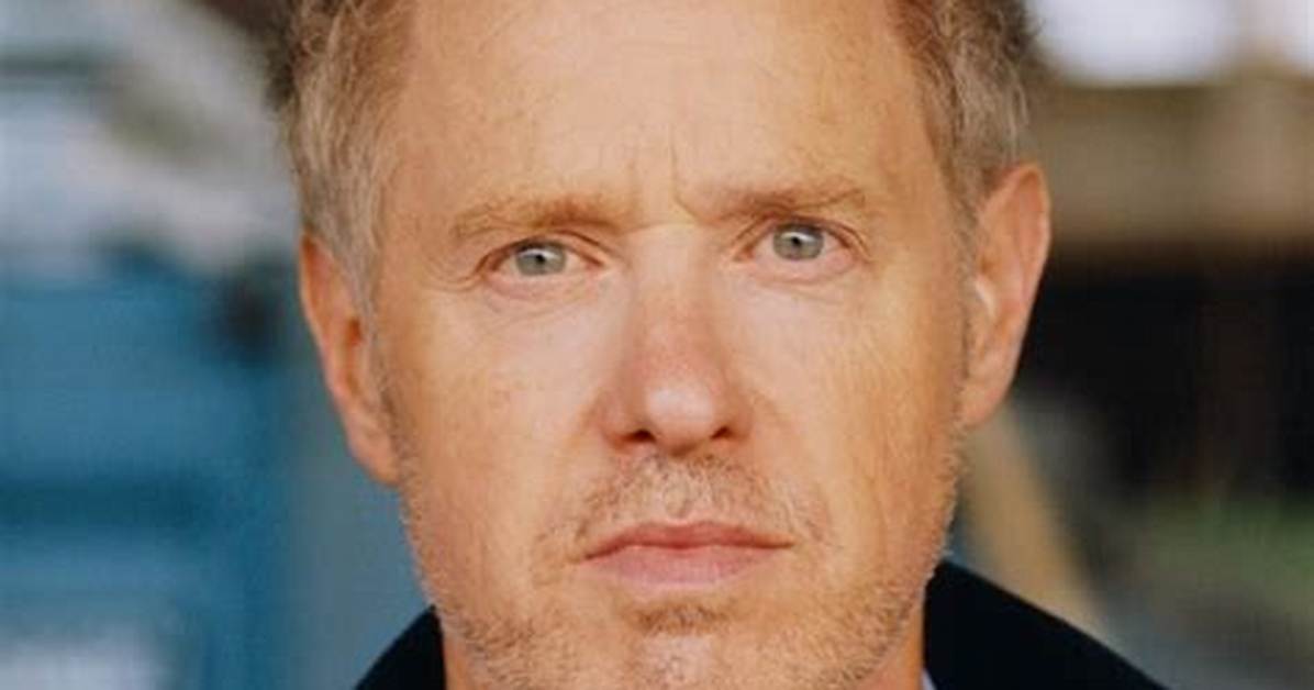 Raphael Sbarge