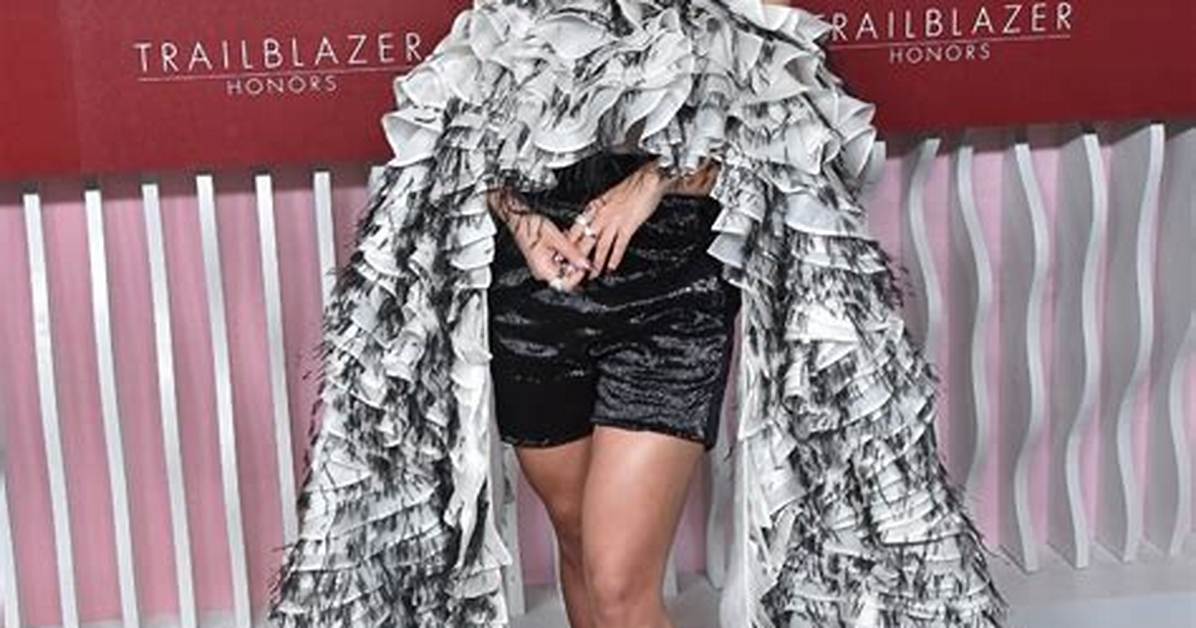 Rita Ora Height
