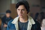 Riverdale's Cole Sprouse on Jughead's Relationship with His Dad