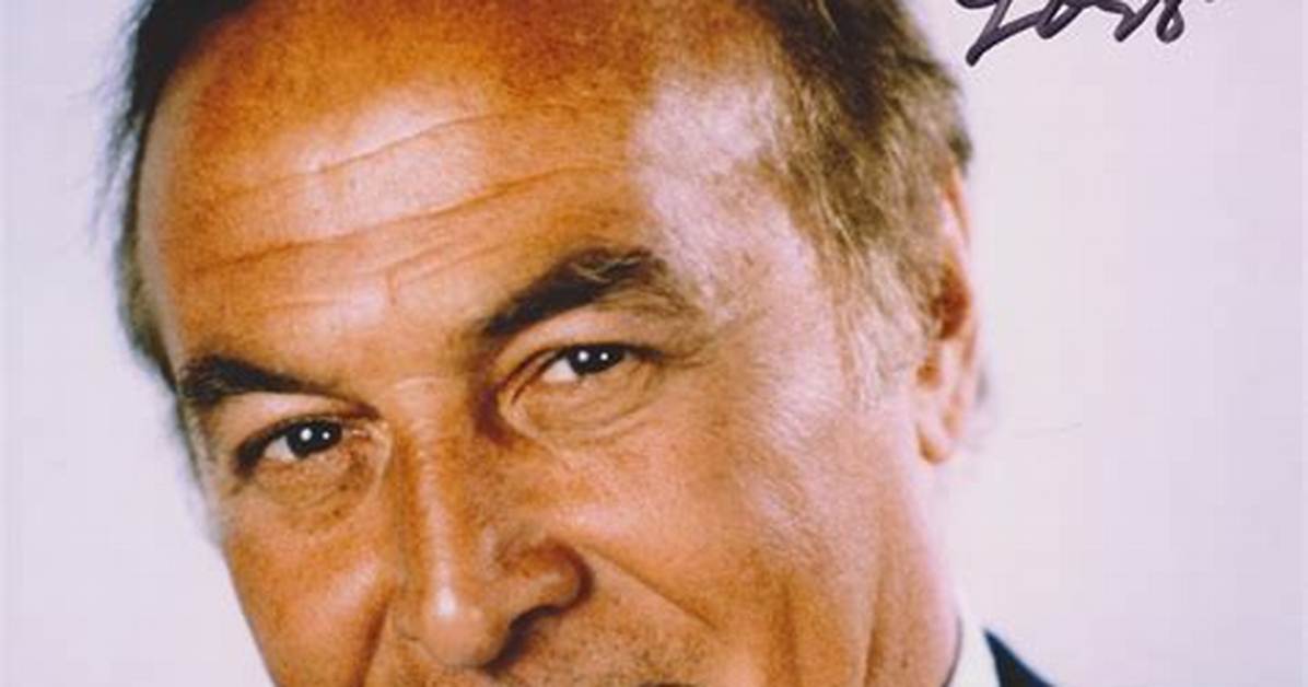 Robert Loggia