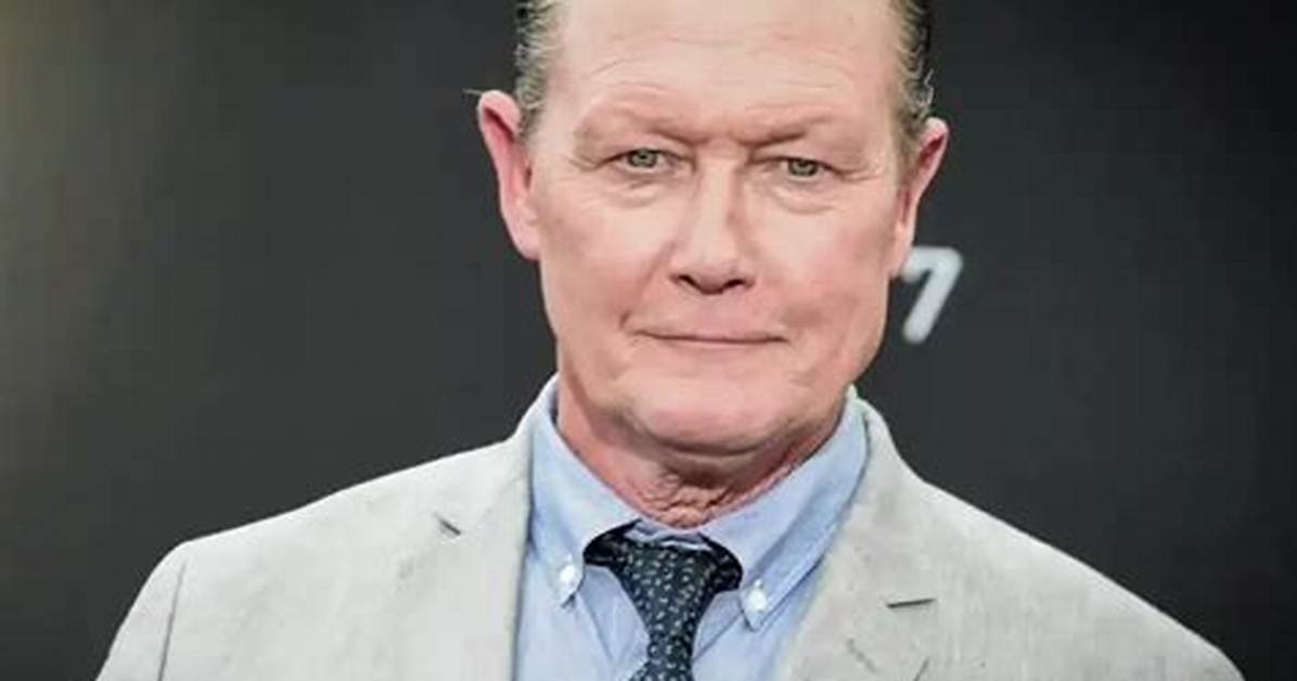 Robert Patrick Bio (Wiki)