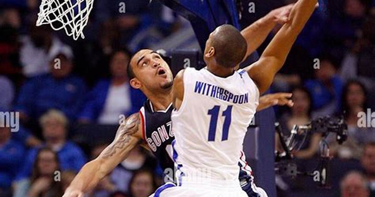 Robert Sacre