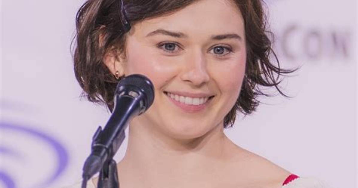 Ruby Cruz Bio (Wiki)