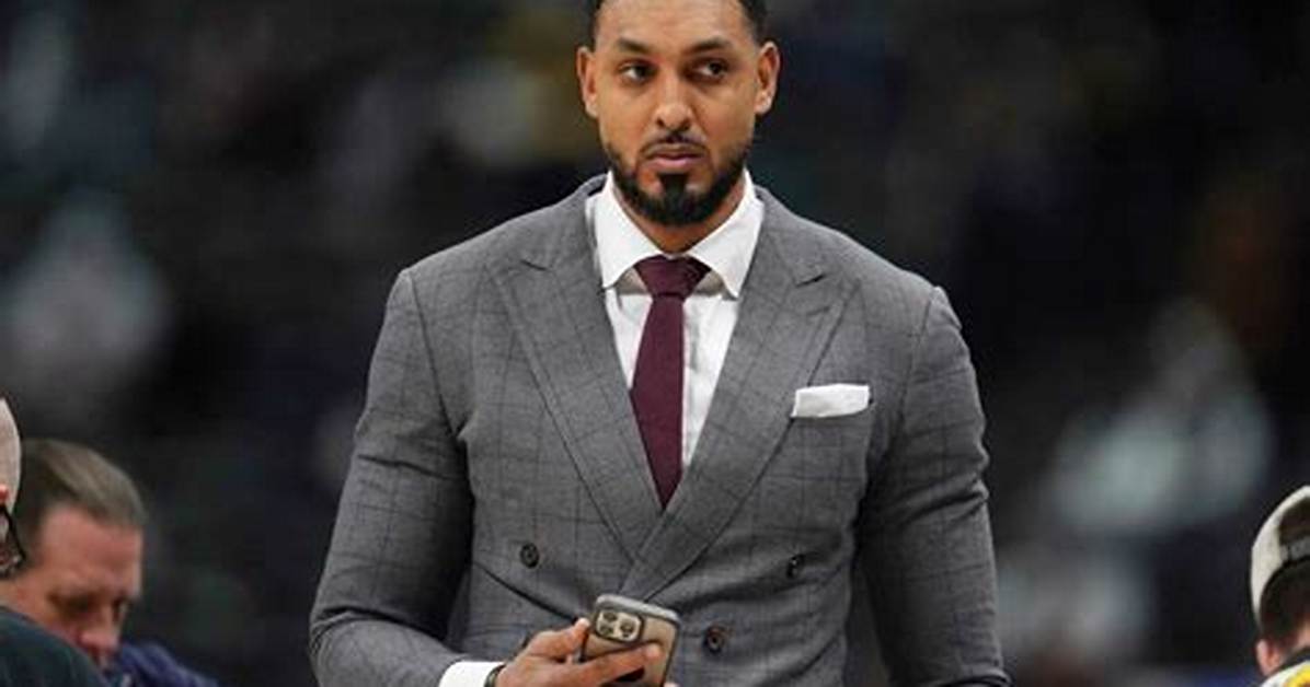 Ryan Hollins