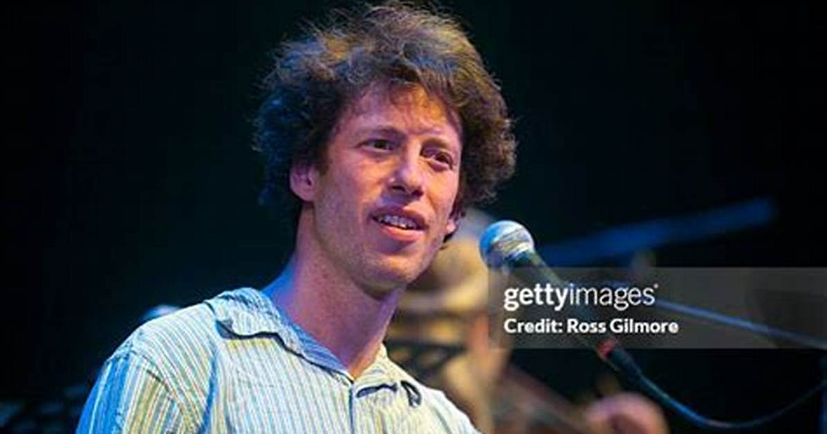 Sam Lee (Singer)