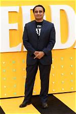 Sanjeev Bhaskar Height