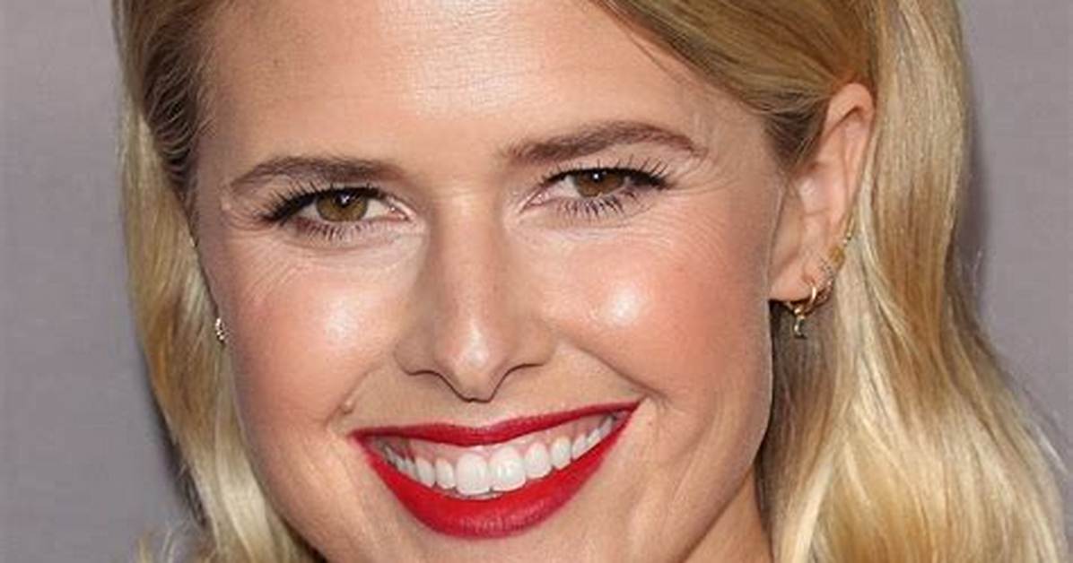 Sarah Wright Bio (Wiki)