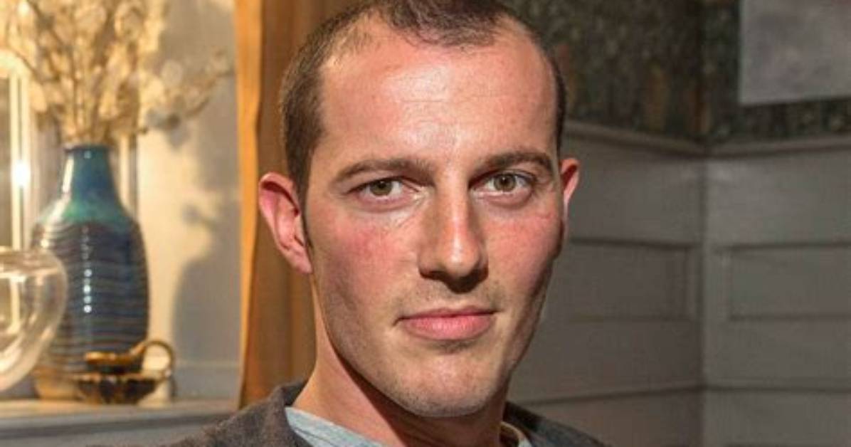 Simon Sears Bio (Wiki)