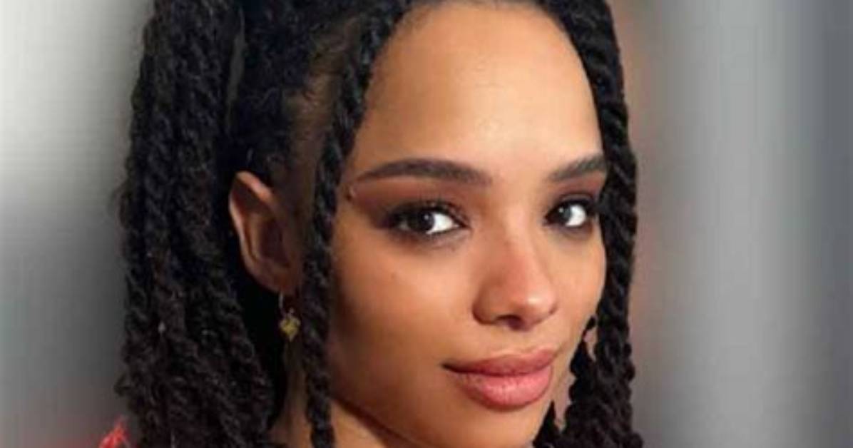 Sisi Stringer Bio (Wiki)