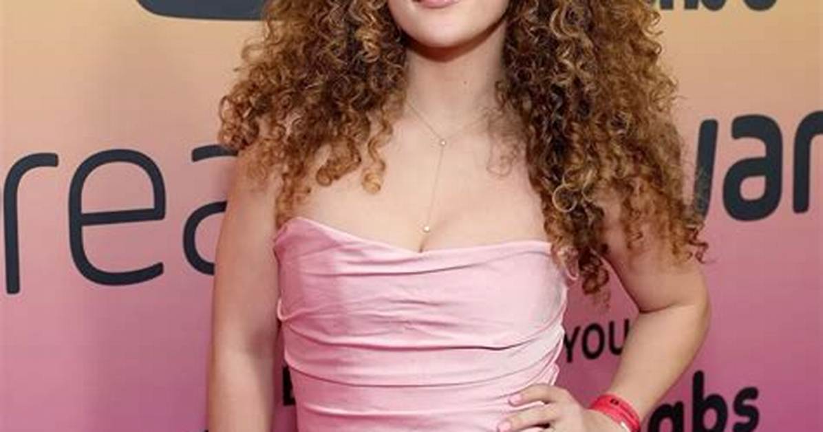 Sofie Dossi