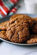 Soft & Chewy Ginger Molasses Cookies