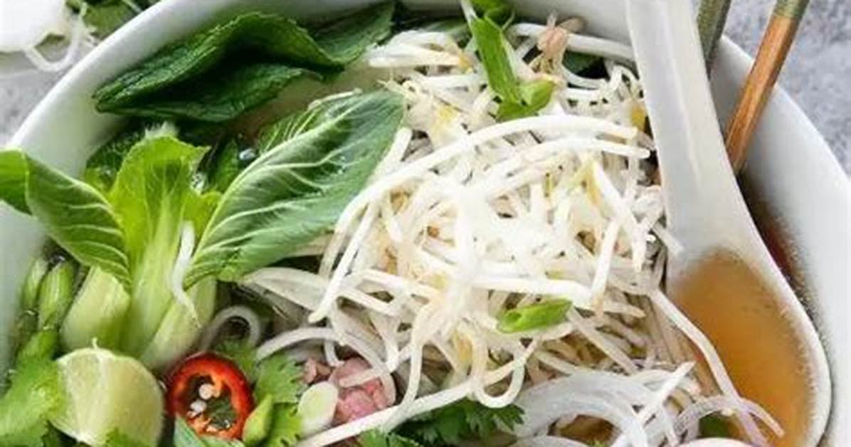 Sprouts Pho