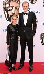 Stephen Merchant Height