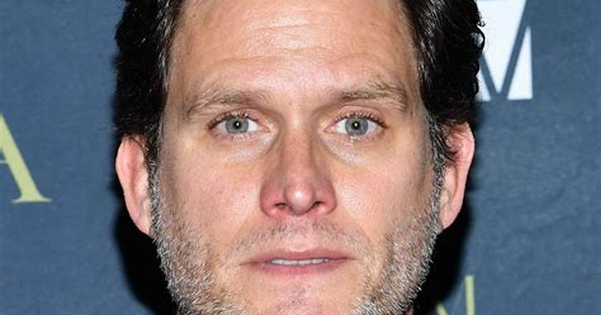 Steven Pasquale