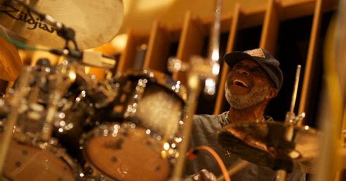 Stix Hooper