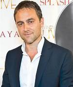 Stuart Townsend Biography