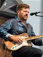 Tab Benoit Bio (Wiki)