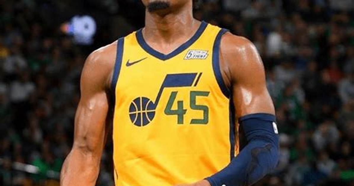 Taille Donovan Mitchell