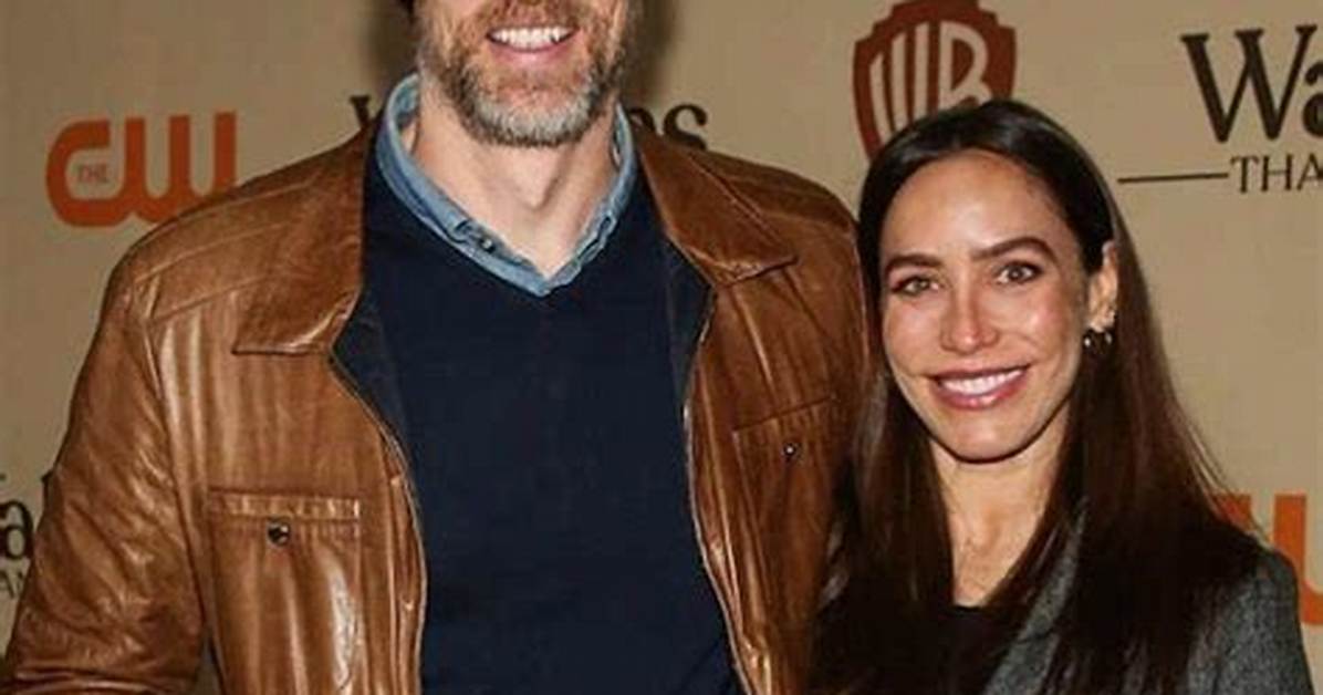 Teddy Sears Height